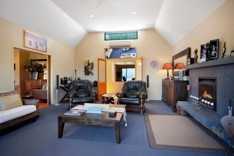 Photo of property in 10 Purple Peak Road, Akaroa, 7581