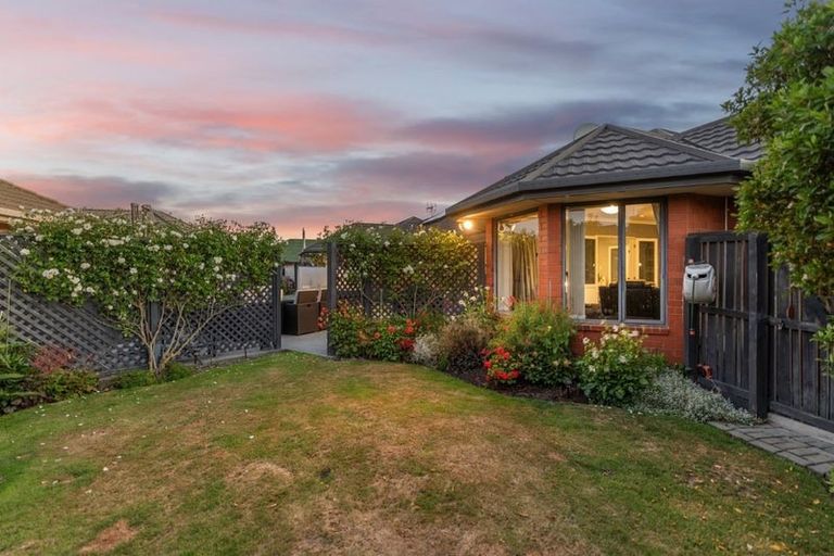 Photo of property in 25 Bella Rosa Drive, Hei Hei, Christchurch, 8042