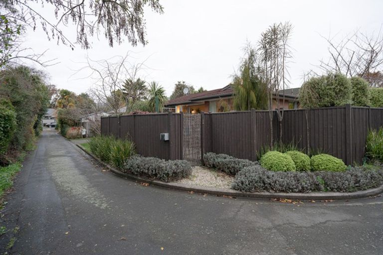 Photo of property in 2/3 Coachman Lane, Opawa, Christchurch, 8023