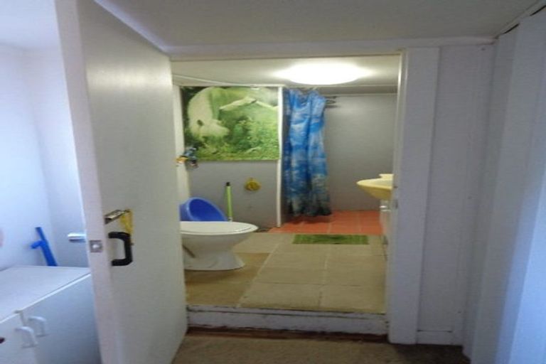 Photo of property in 36 Whitmore Road, Mount Roskill, Auckland, 1041