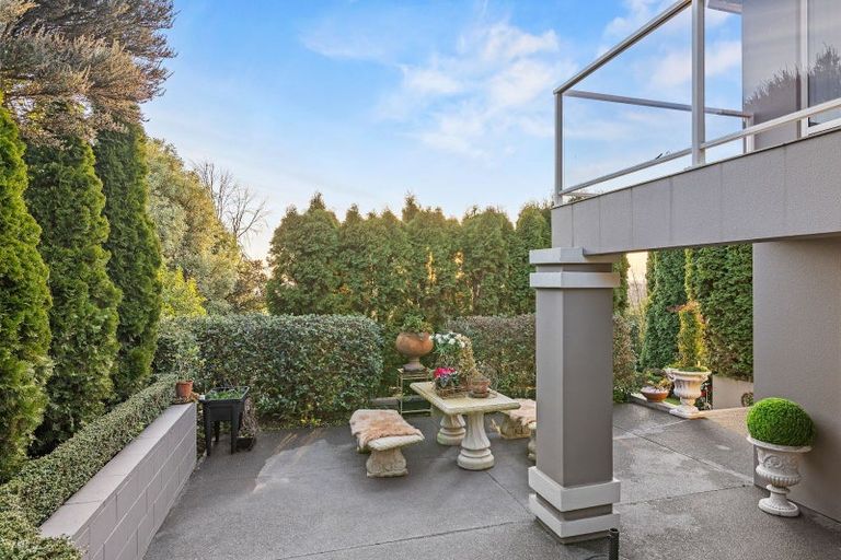 Photo of property in 16 Highcrest Heights, Westmorland, Christchurch, 8025