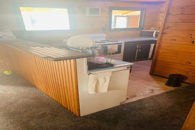 Photo of property in 5 Pinehurst Place, Wattle Downs, Auckland, 2103