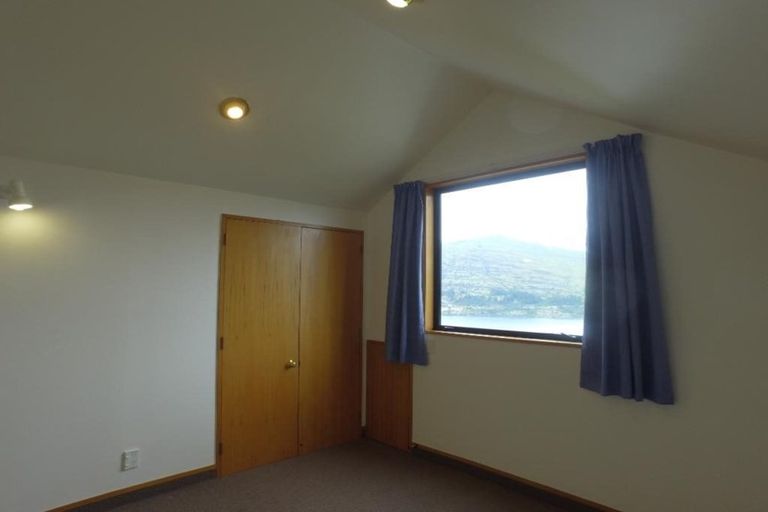 Photo of property in 19 Goldfield Heights, Queenstown, 9300