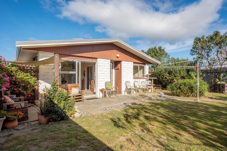 Photo of property in 143 Budge Street, Riversdale, Blenheim, 7201