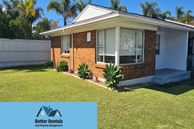 Photo of property in 11a Manse Street, Regent, Whangarei, 0112