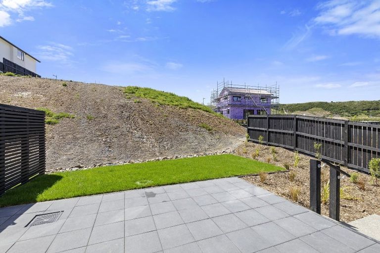 Photo of property in 39 Turtleback Avenue, Whitby, Porirua, 5024