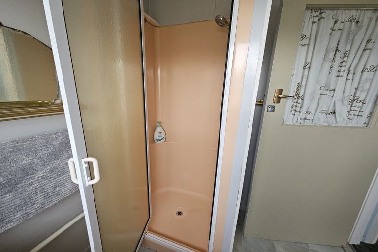 Photo of property in 9 Arthur Road, Owaka, 9585