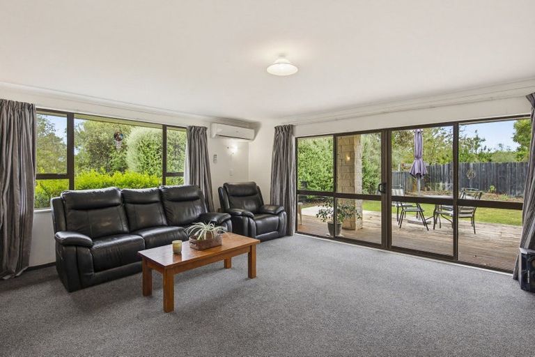 Photo of property in 1 Graham Street, Shannon, 4821