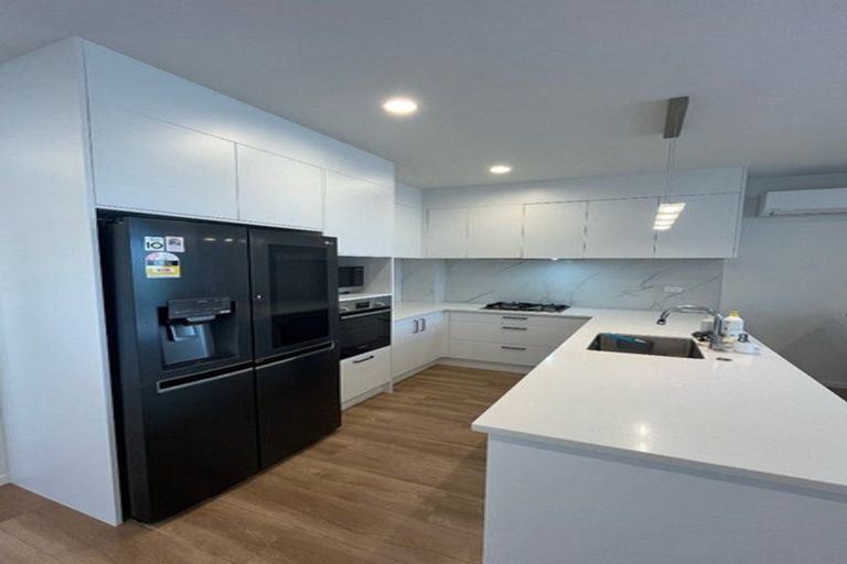 Photo of property in 4 Tumu Road, Papakura, 2110