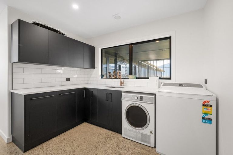 Photo of property in 23 Hardacre Place, Omarama, 9412