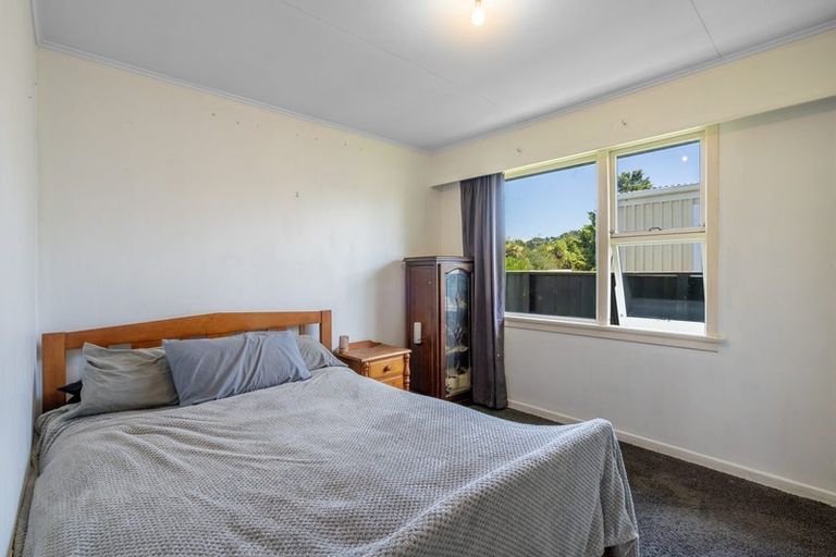 Photo of property in 3 Carlyle Street, Tuatapere, 9620