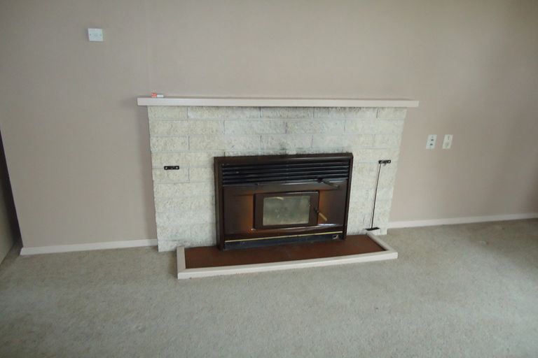 Photo of property in 13 Point Bush Road, Waimate, 7924