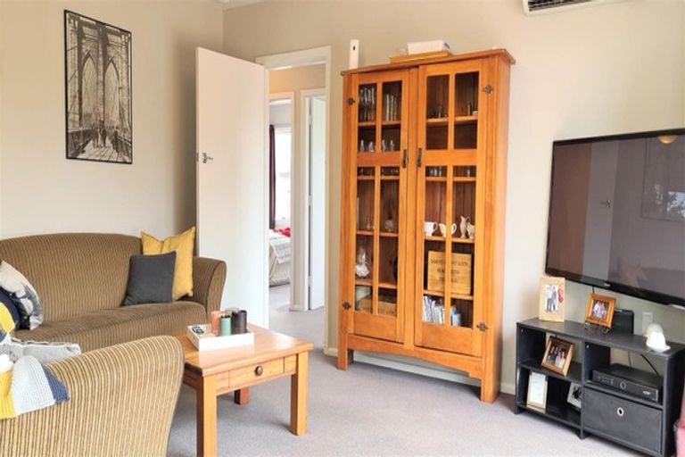 Photo of property in 65a Veitches Road, Casebrook, Christchurch, 8051