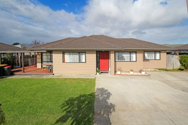Photo of property in 12 Masters Place, Favona, Auckland, 2024