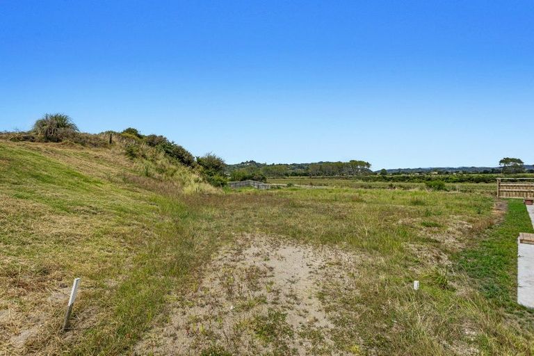 Photo of property in 12 Karanema Place, Coastlands, Whakatane, 3120