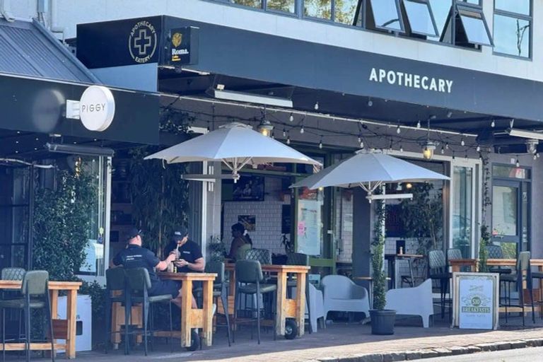 Photo of property in 2/61 Ridge Road, Howick, Auckland, 2014