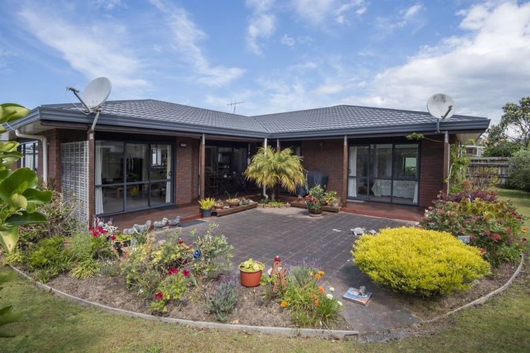 Photo of property in 106a Bream Bay Drive, Ruakaka, 0116