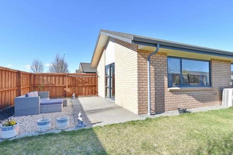 Photo of property in 72 Mary Ellen Street, Pegasus, 7612