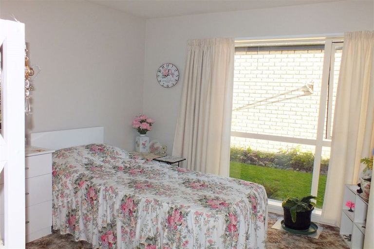 Photo of property in 13/13 Sylvan Street, Hillmorton, Christchurch, 8024