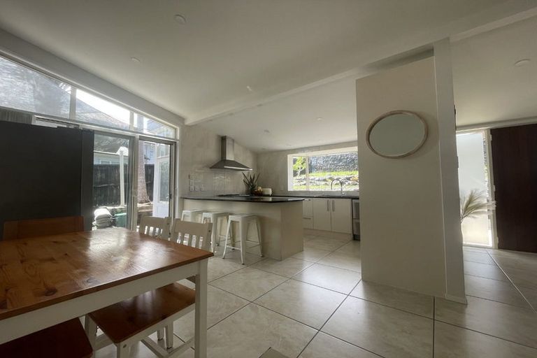 Photo of property in 88 Schnapper Rock Road, Schnapper Rock, Auckland, 0632