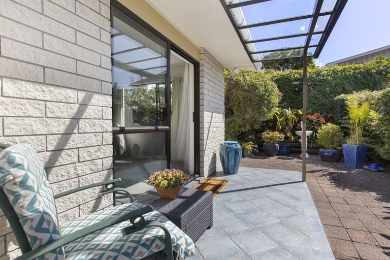 Photo of property in 3/13 Chilman Street, Strandon, New Plymouth, 4312