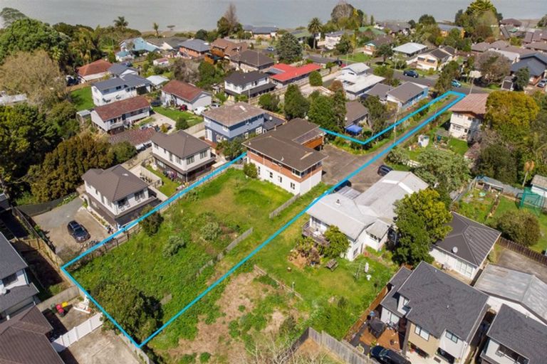 Photo of property in 24 Estuary Road, Weymouth, Auckland, 2103