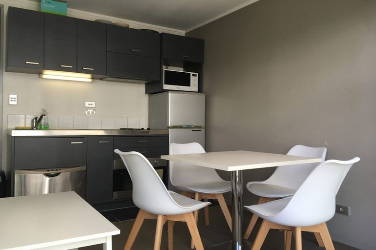 Photo of property in The Volt Apartments, 920/430 Queen Street, Auckland Central, Auckland, 1010