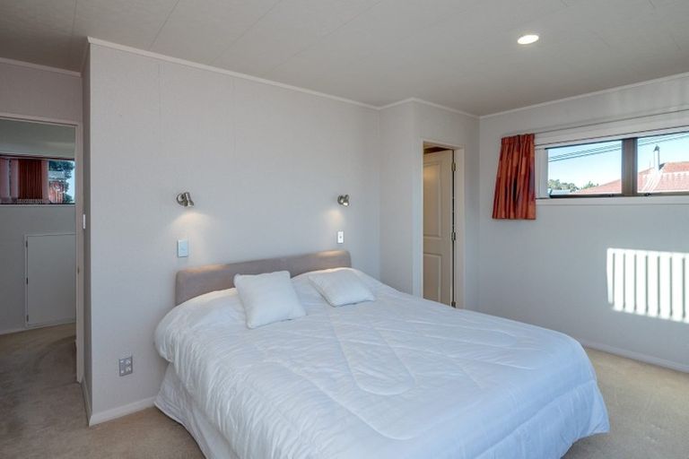 Photo of property in 9 Dawick Street, Foxton Beach, Foxton, 4815