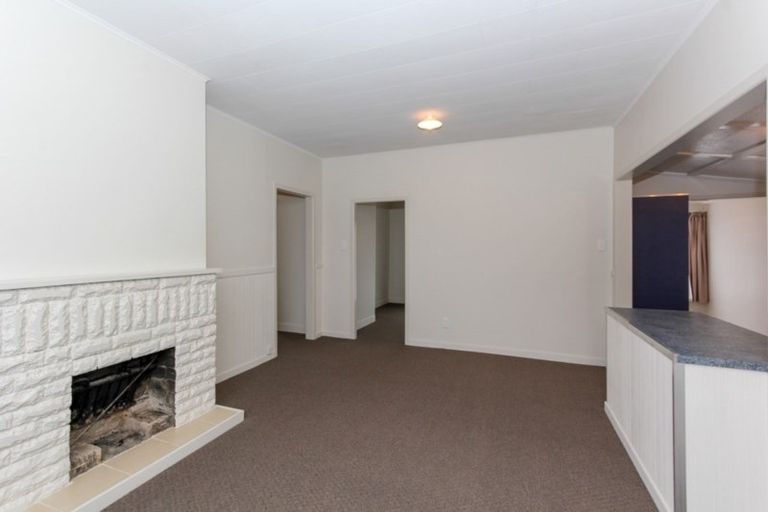 Photo of property in 98 Centennial Avenue, Waitara, 4320