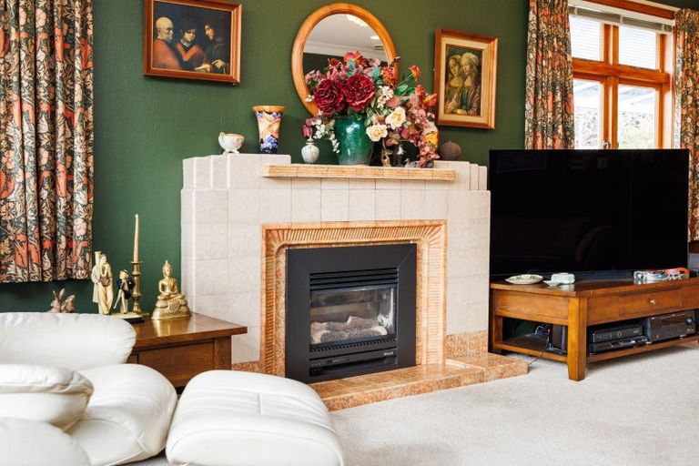 Photo of property in 3 Worsfold Lane, Terrace End, Palmerston North, 4410