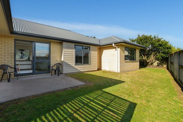 Photo of property in 22 Caldera Close, Pyes Pa, Tauranga, 3112