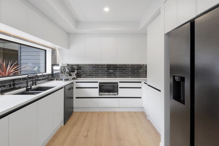 Photo of property in 173b West Belt, Rangiora, 7400