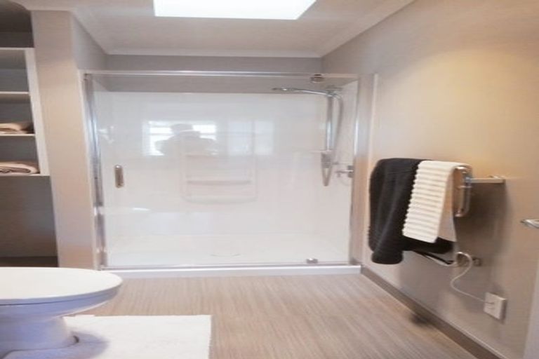 Photo of property in 46 Plescher Crescent, Leamington, Cambridge, 3432