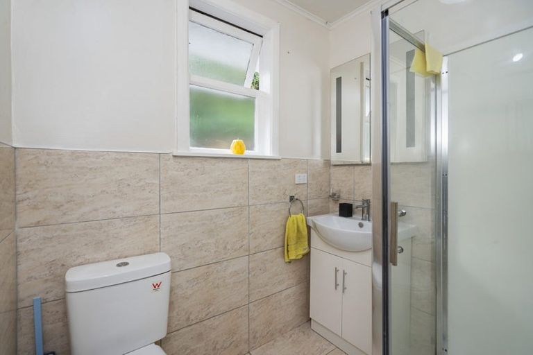 Photo of property in 27 Mcinnes Avenue, Te Kamo, Whangarei, 0112