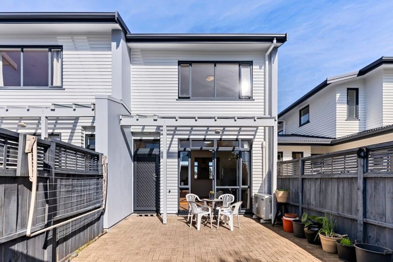 Photo of property in 34/2 Armoy Drive, East Tamaki, Auckland, 2016