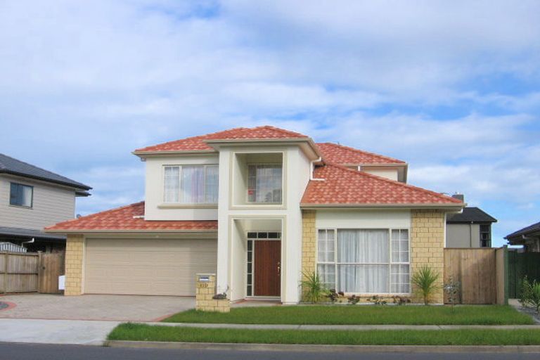 Photo of property in 113 Middlefield Drive, Flat Bush, Auckland, 2016