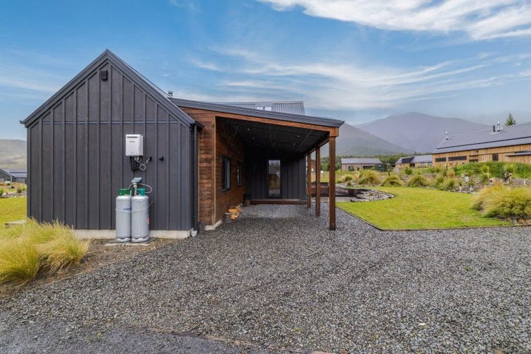 Photo of property in 50 Luge Loop, Castle Hill, 7580