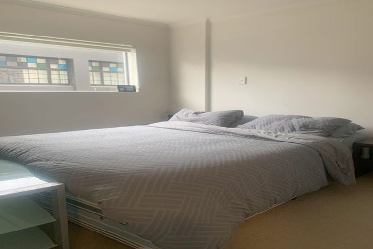 Photo of property in Monvie Apartments, 208/15 Holland Street, Te Aro, Wellington, 6011