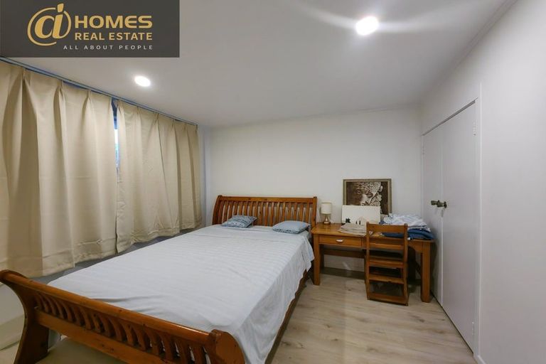 Photo of property in 4/84 Portage Road, New Lynn, Auckland, 0600