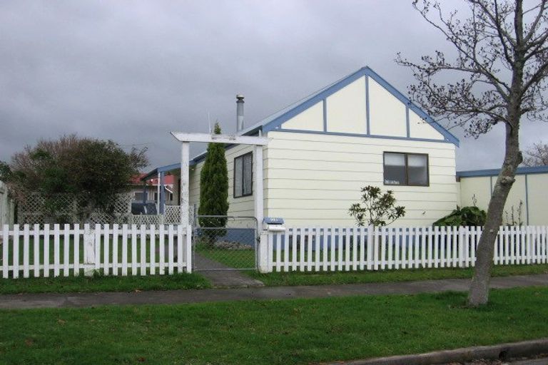 Photo of property in 35a Peter Hall Drive, Kelvin Grove, Palmerston North, 4414