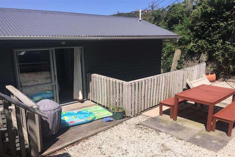 Photo of property in 41 Makara Road, Karori, Wellington, 6012
