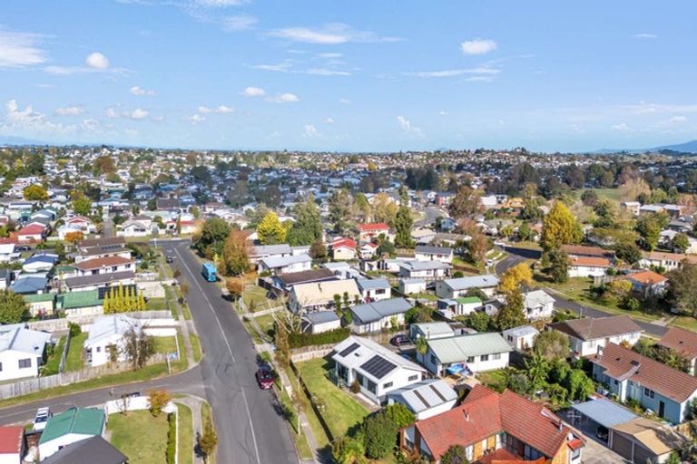 Photo of property in 46 Odlin Crescent, Nawton, Hamilton, 3200