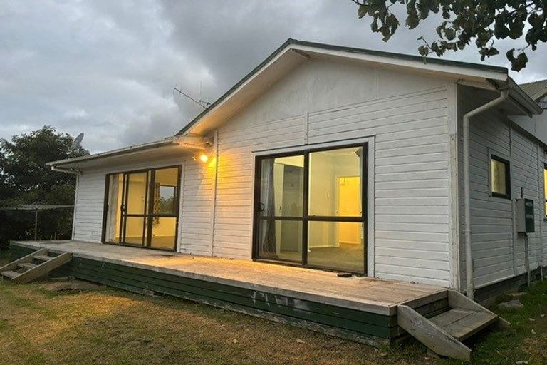 Photo of property in 15 Gordon Street, Te Puke, 3119