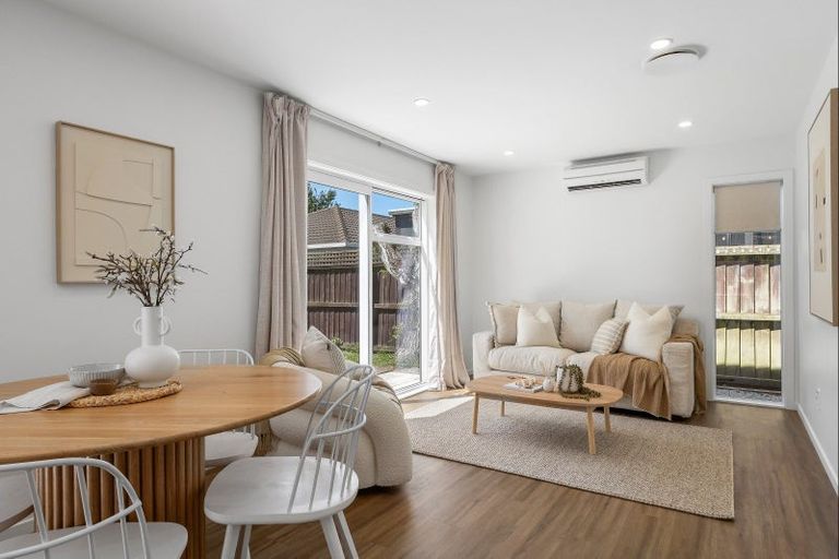 Photo of property in 2/726 Main North Road, Belfast, Christchurch, 8051