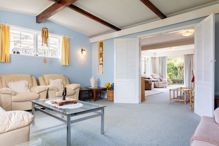 Photo of property in 32 Tui Road, Raumati Beach, Paraparaumu, 5032