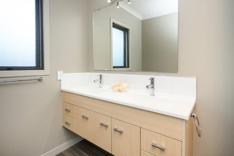 Photo of property in 8 Stonebridge Heights, Feilding, 4702