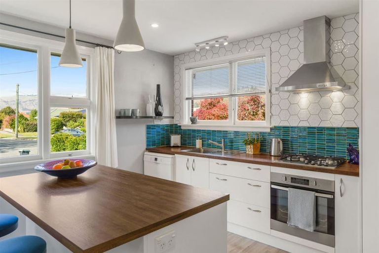 Photo of property in 16 Adams Place, Woolston, Christchurch, 8023