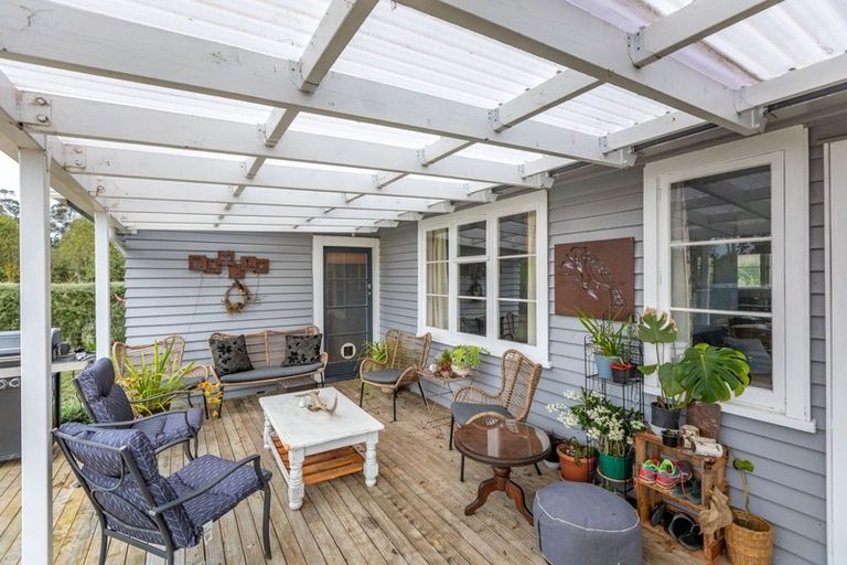 Photo of property in 314 White Road, Waipawa, Otane, 4277