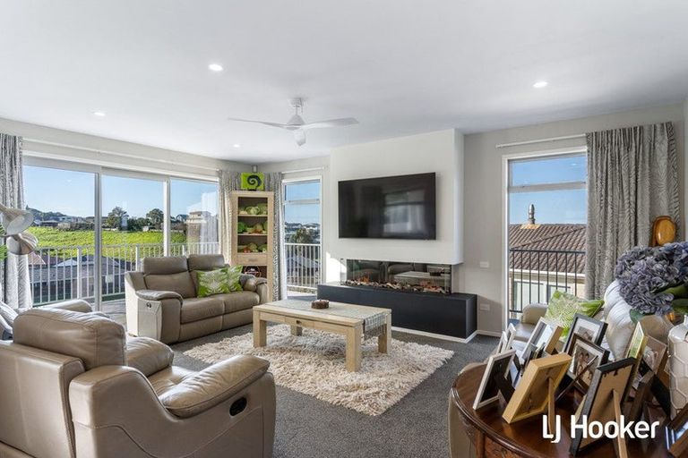 Photo of property in 12 Tohora View, Waihi Beach, 3611