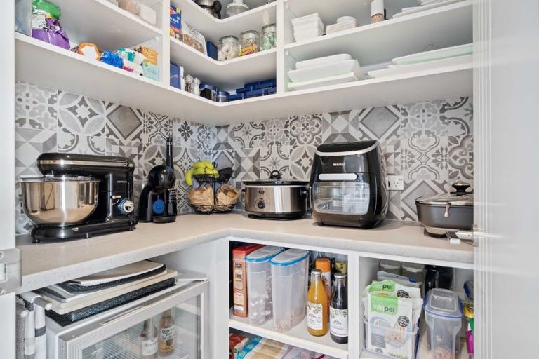 Photo of property in 124 Lisle Farm Drive, Pukekohe, 2120